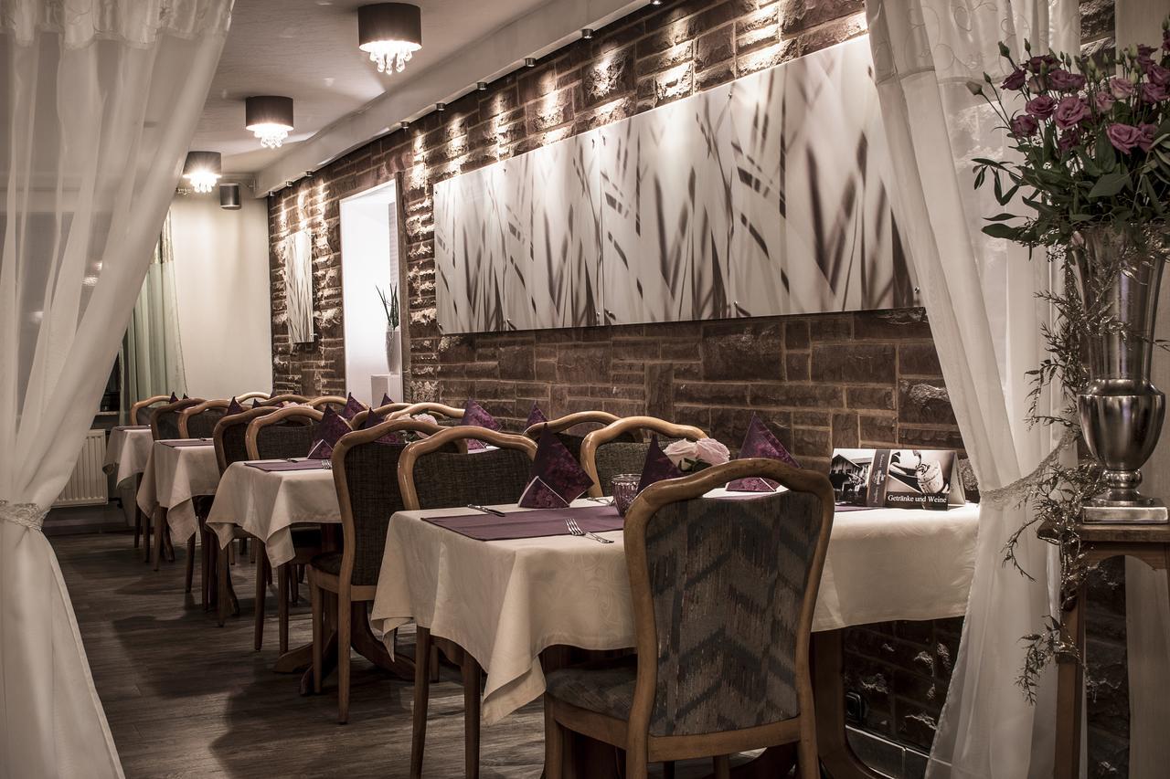 Restaurant Landgasthof Zum Wiesengrund Newel Екстер'єр фото