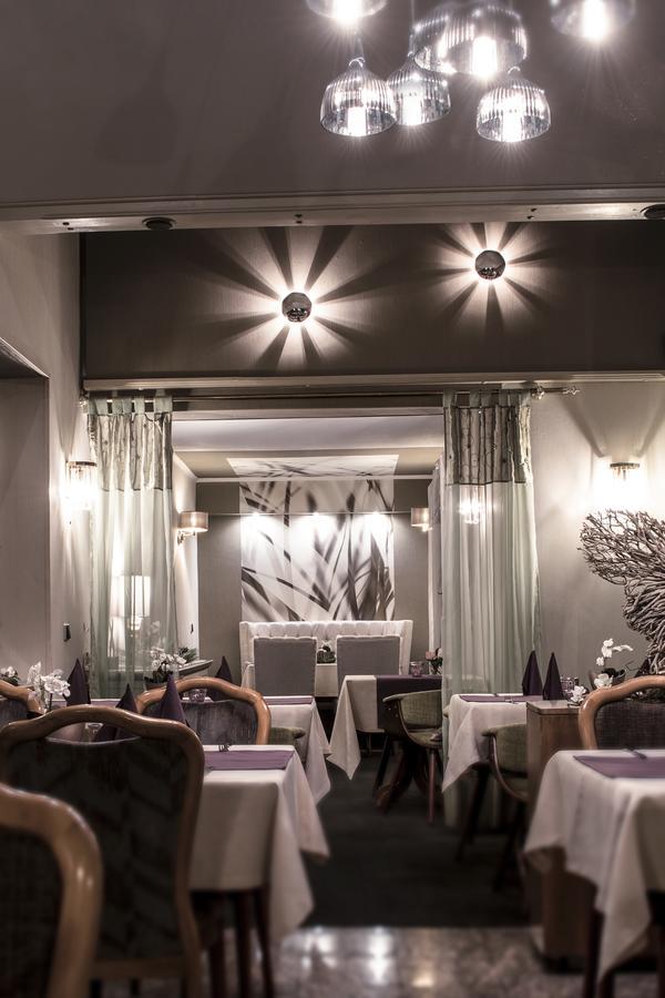 Restaurant Landgasthof Zum Wiesengrund Newel Екстер'єр фото